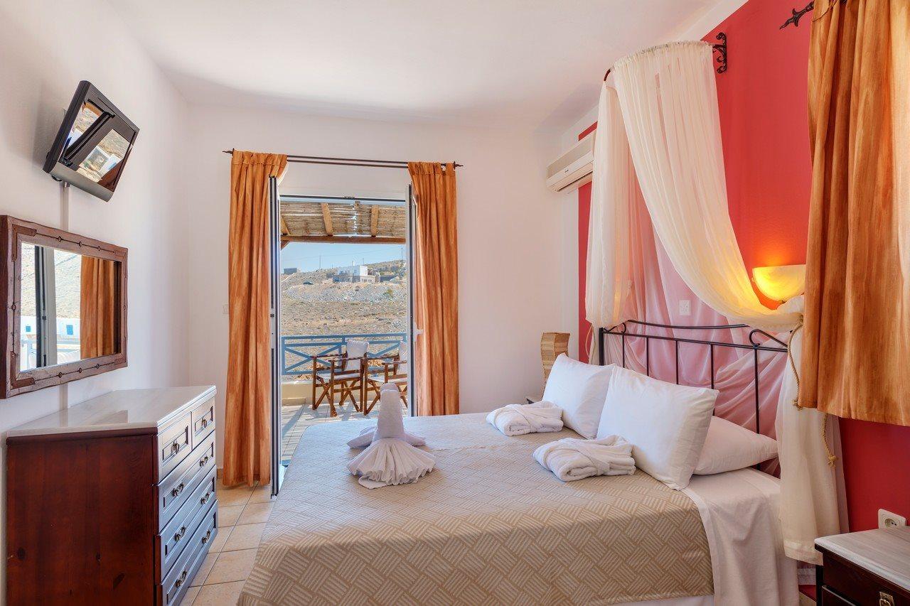 Sunrise Beach Suites Azolimnos Esterno foto