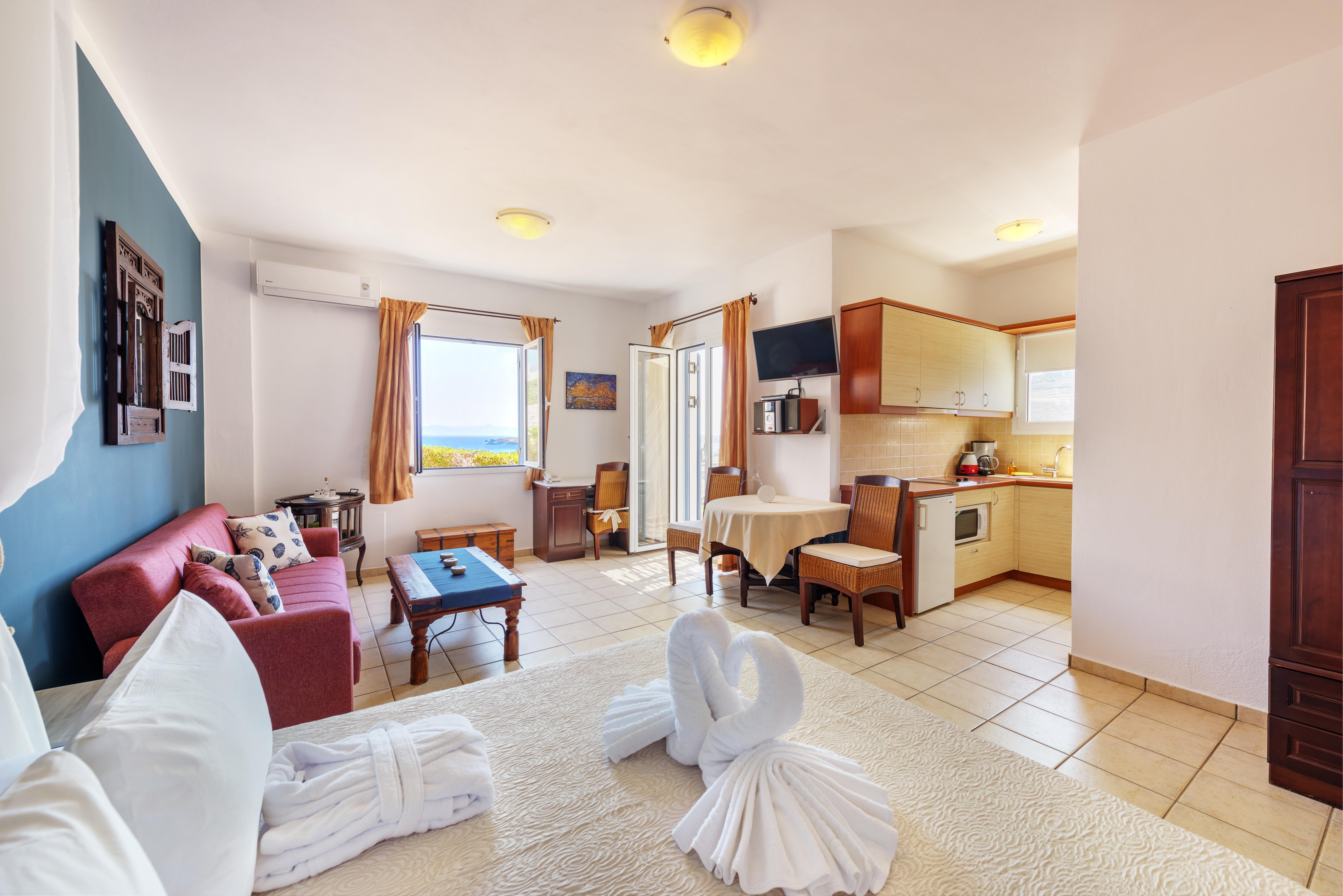 Sunrise Beach Suites Azolimnos Esterno foto