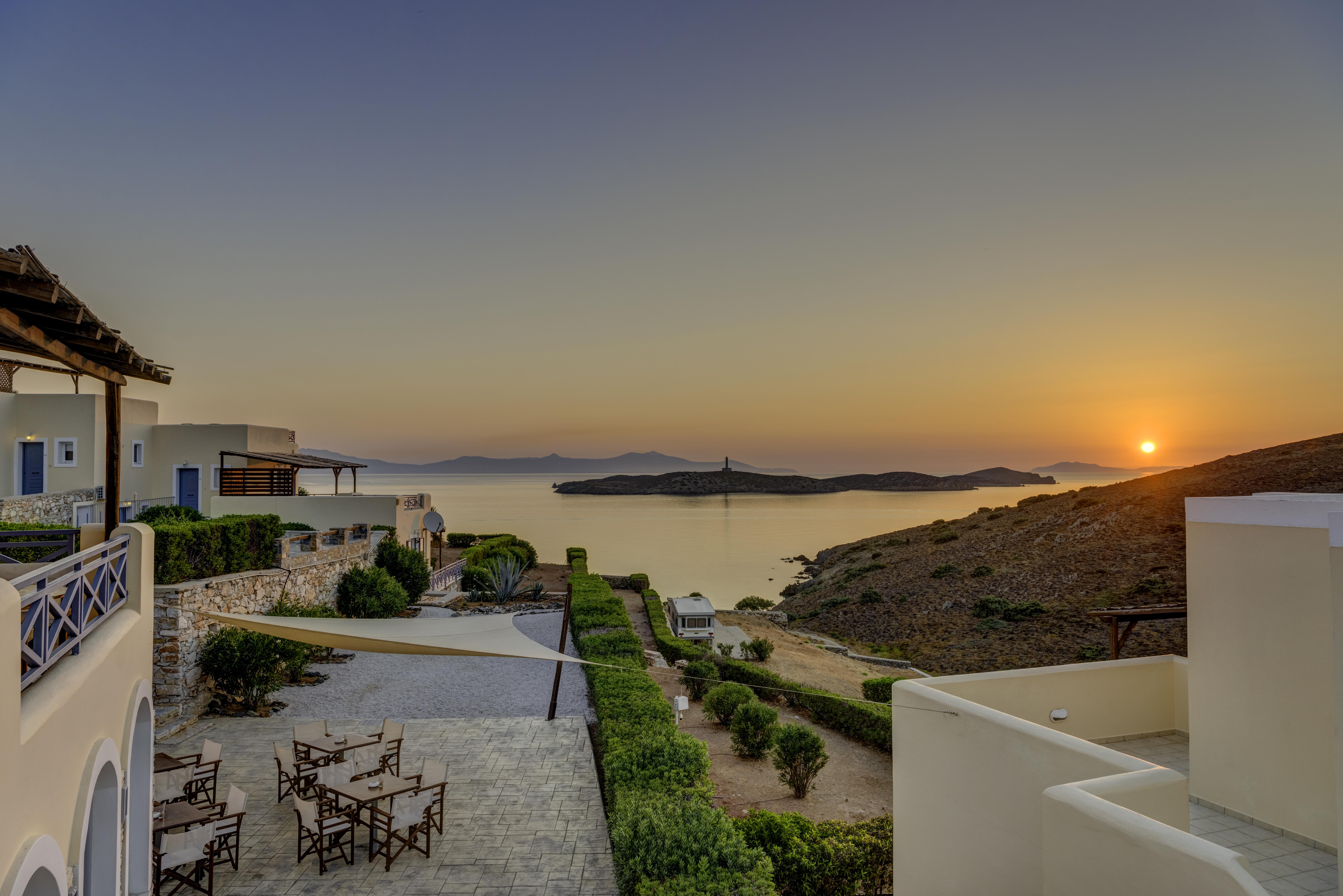 Sunrise Beach Suites Azolimnos Esterno foto